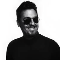 Ákos Hunyad — professional voice over artist on VoiceBros