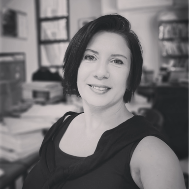 Aylin Bilman — professional voice over artist on VoiceBros