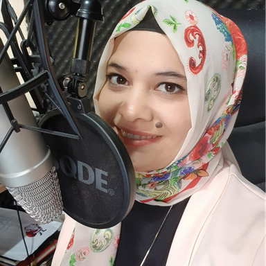 Eda Kuruoğlu — professional voice over artist on VoiceBros