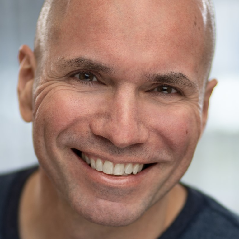 Frank Ritlop — professional voice over artist on VoiceBros