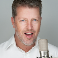 Glenn Nobel — professional voice over artist on VoiceBros