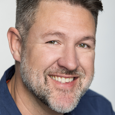 Greg Jake Gibbins — professional voice over artist on VoiceBros
