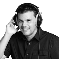Juan Montalvo — professional voice over artist on VoiceBros