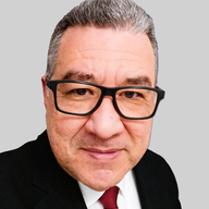 Juan Leon — professional voice over artist on VoiceBros