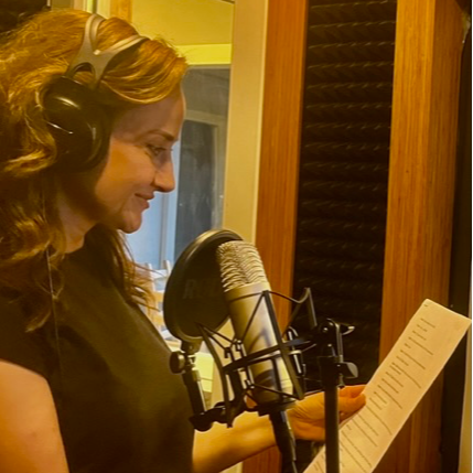 leyla akalp — professional voice over artist on VoiceBros