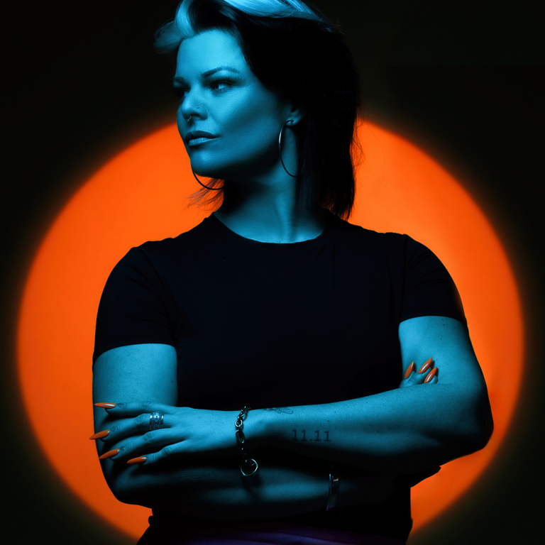 Lizzie Jobling — professional voice over artist on VoiceBros