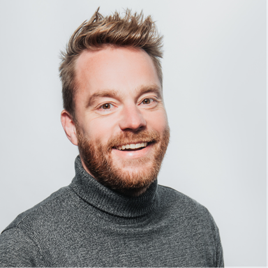 M I C H A E L — professional voice over artist on VoiceBros