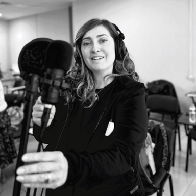 Nida Demirci — professional voice over artist on VoiceBros