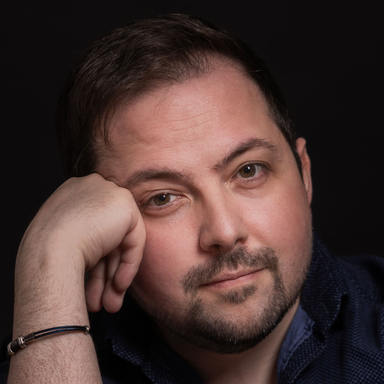 Rodolphe Campeggia — professional voice over artist on VoiceBros