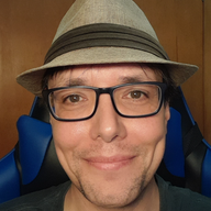 Sash Mutze — professional voice over artist on VoiceBros