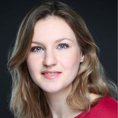 Agata Lexova — professional voice over artist on VoiceBros