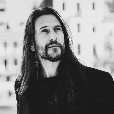 Luka Ličar — professional voice over artist on VoiceBros
