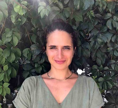 Deniz Koloğlu — professional voice over artist on VoiceBros