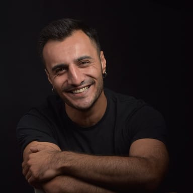 Rıdvan Uludasdemir — professional voice over artist on VoiceBros