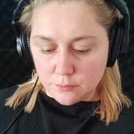 Yasemin Özadalı — professional voice over artist on VoiceBros