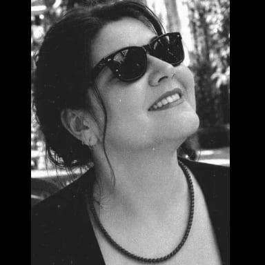 Yasemin BAŞ — VoiceBros profesyonel seslendirme sanatçısı