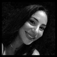 İslim Özgür — professional voice over artist on VoiceBros