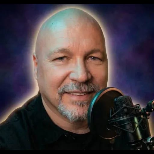 Timothy McCaffrey — فنان تعليق صوتي محترف على VoiceBros