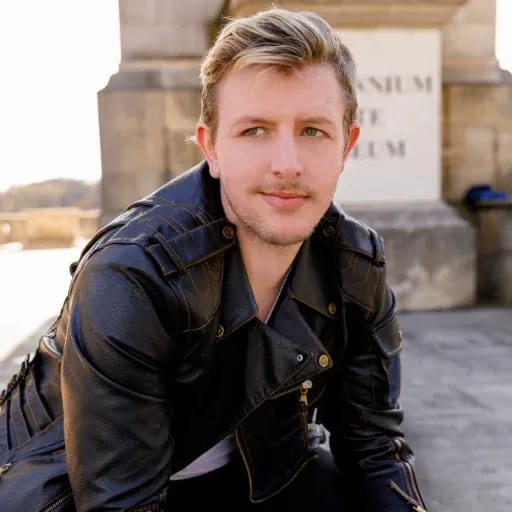 Andrew Morrison — professional voice over artist on VoiceBros