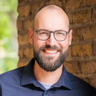 Bart Kooiman — professional voice over artist on VoiceBros