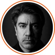 Alex Oliveira Locutor — professional voice over artist on VoiceBros