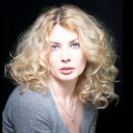 Mariya Pruss — professional voice over artist on VoiceBros