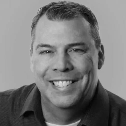 Glenn Moore — professional voice over artist on VoiceBros