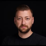 Gökberk Gültekin — VoiceBros profesyonel seslendirme sanatçısı