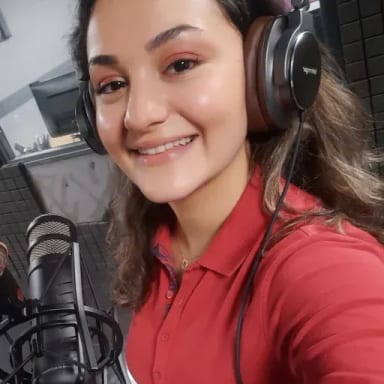 Buse Nur Balta — professional voice over artist on VoiceBros