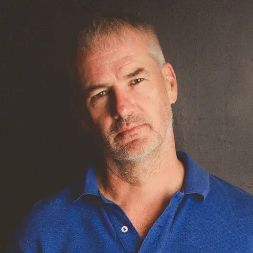 Ian Russell — professional voice over artist on VoiceBros
