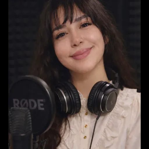 Cansu Özgür — professional voice over artist on VoiceBros