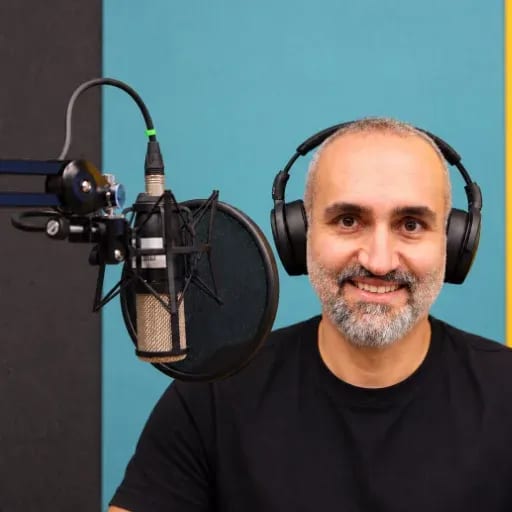 Emre ÖZÖNEN — professional voice over artist on VoiceBros