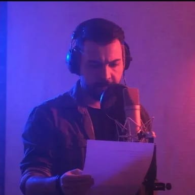 Ömer Karaaslan — VoiceBros profesyonel seslendirme sanatçısı